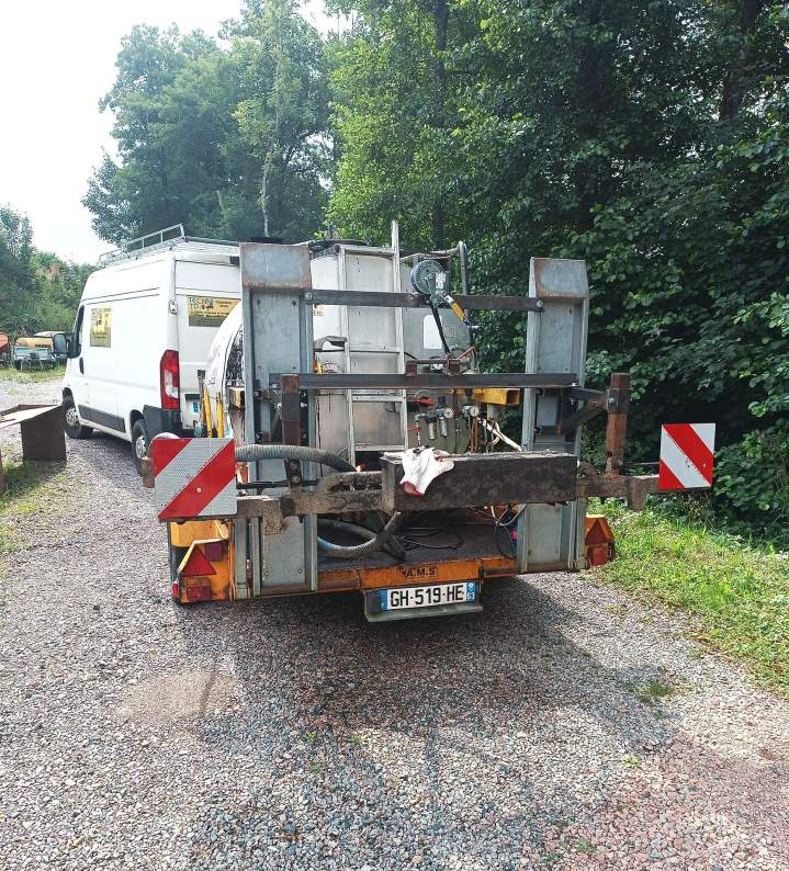Pelle pour travaux de terrassement Chabreloche